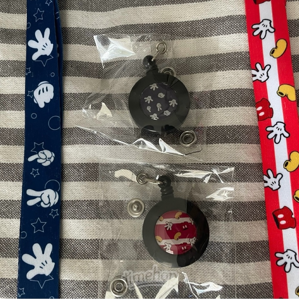 Mickey Mouse Lanyard Set Cruise Ship with Retractable Reel